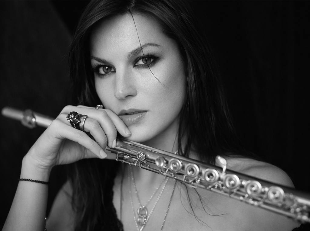 Anetta Morozova with flute